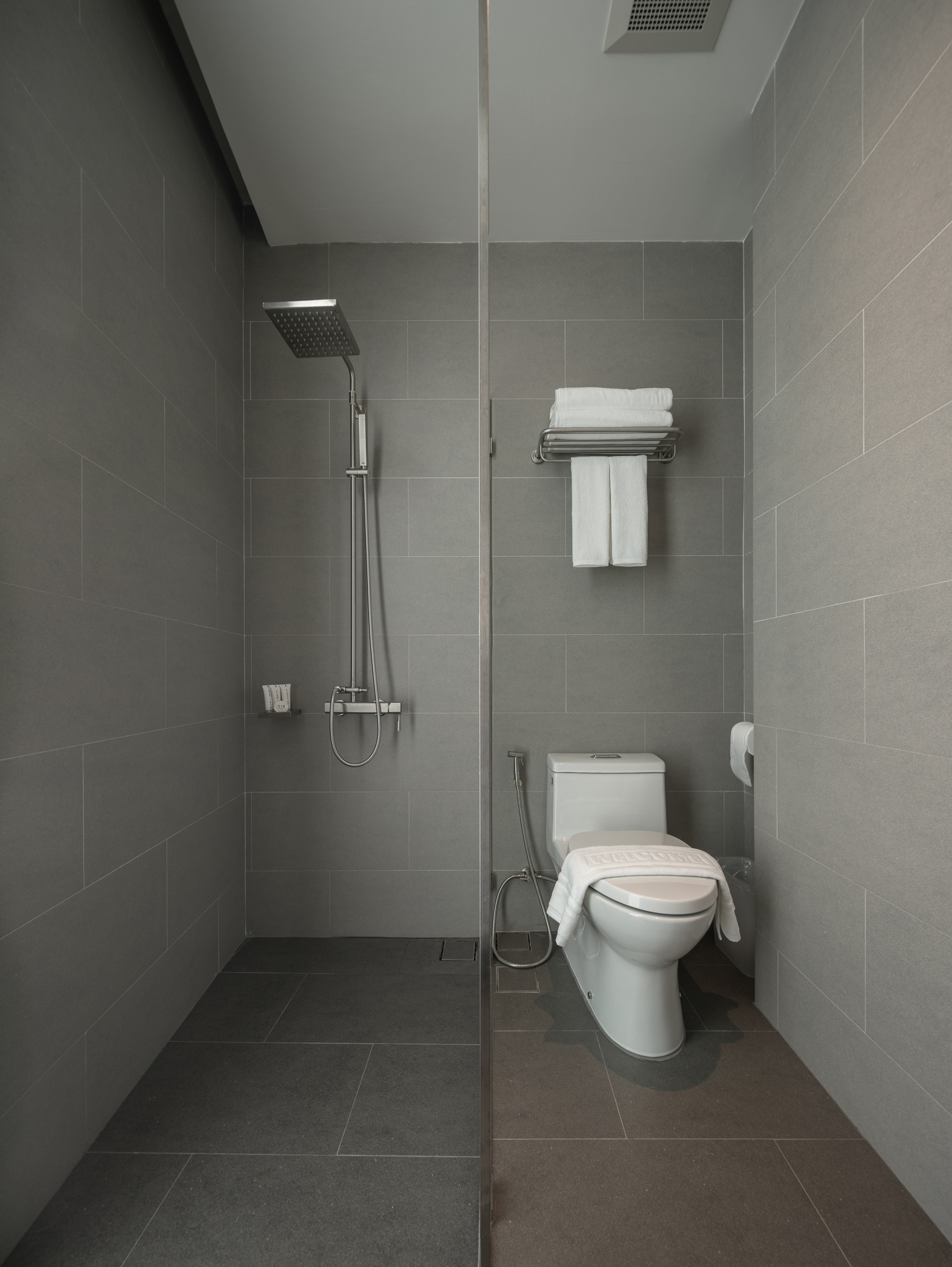Executive Room thumbnail 5